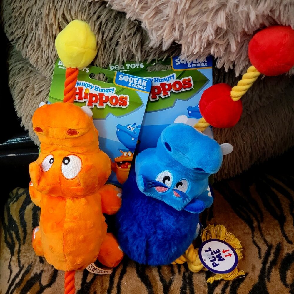 Dog Toy Hungry Hungry Hippos w Squeak and Rope Various Colors Ea. New!